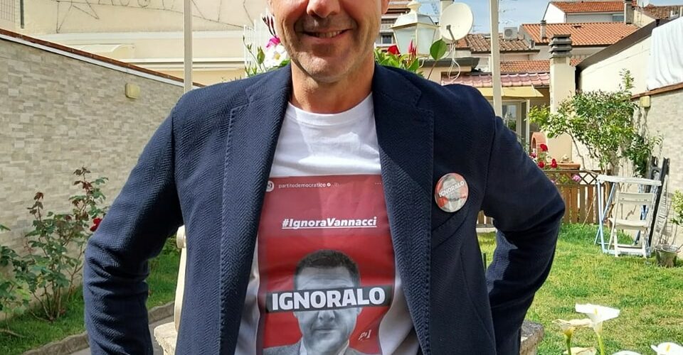 Il discusso generale Vannacci a Napoli il 2 maggio per la presentazione della candidatura alle Europee