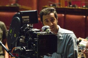 Sorrentino, Parthenope è il film sulla sua giovinezza mancata