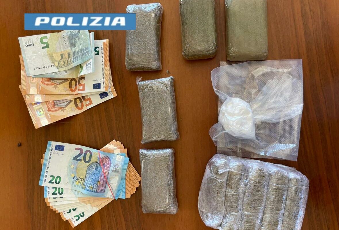 Arresti su arresti per stupefacenti: a Napoli girano più droghe che caramelle