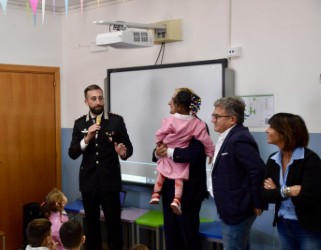 Pozzuoli: la piaga sociale della dispersione scolastica. Carabinieri denunciano 106 genitori, 68 i minorenni “assenti”