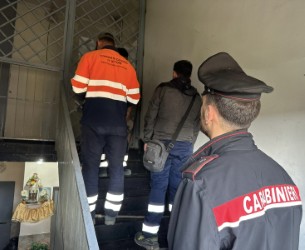 Infermiere col bisturi, ma non in sala operatoria al Monaldi: rapina una donna