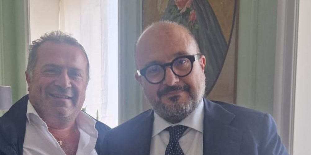 Uomini vittime di violenza, Pisani dona una copia del libro all’ex ministro Sangiuliano