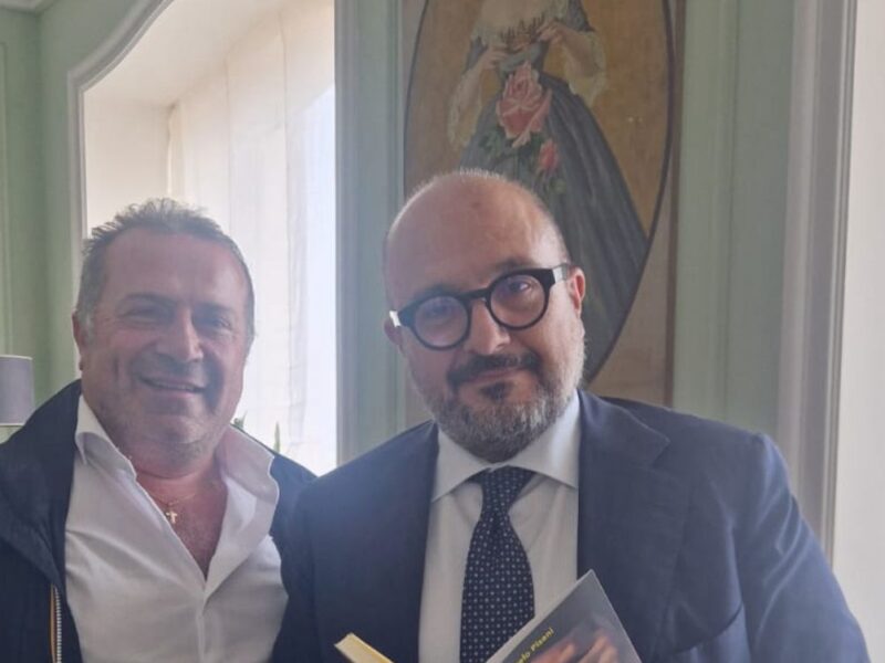 Uomini vittime di violenza, Pisani dona una copia del libro all’ex ministro Sangiuliano